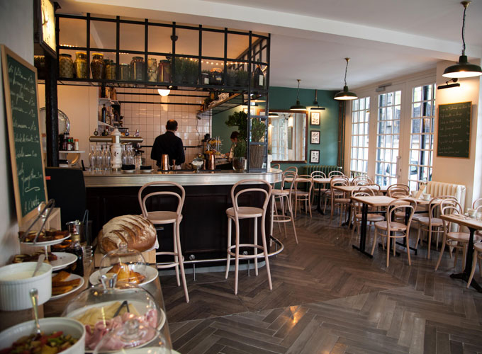 The most stylish “buffet de la gare” in Paris