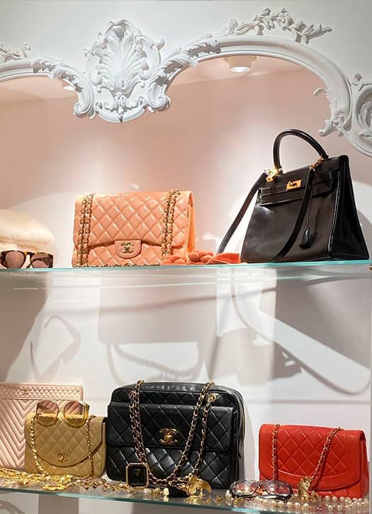 BEST STORE IN PARIS TO BUY USED CHANEL & LOUIS VUITTON DESIGNER BAGS -  VALOIS VINTAGE 